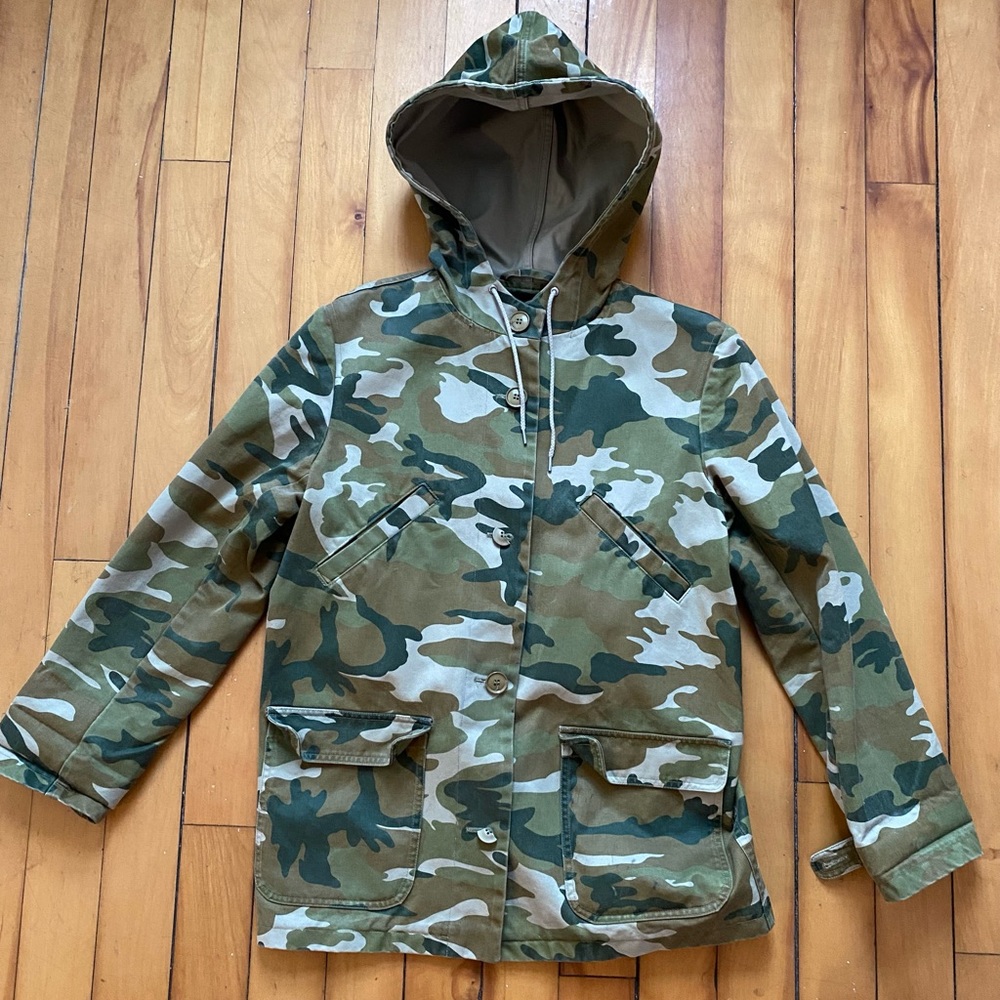 APC Camo Jacket Size MD